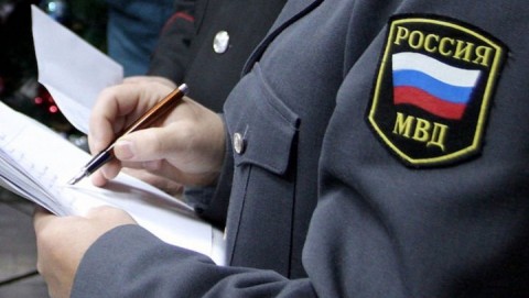 В Ельцовском районе сотрудники полиции задержали подозреваемого в совершении угона